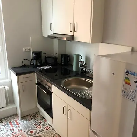 Meierstrasse بيت شباب *